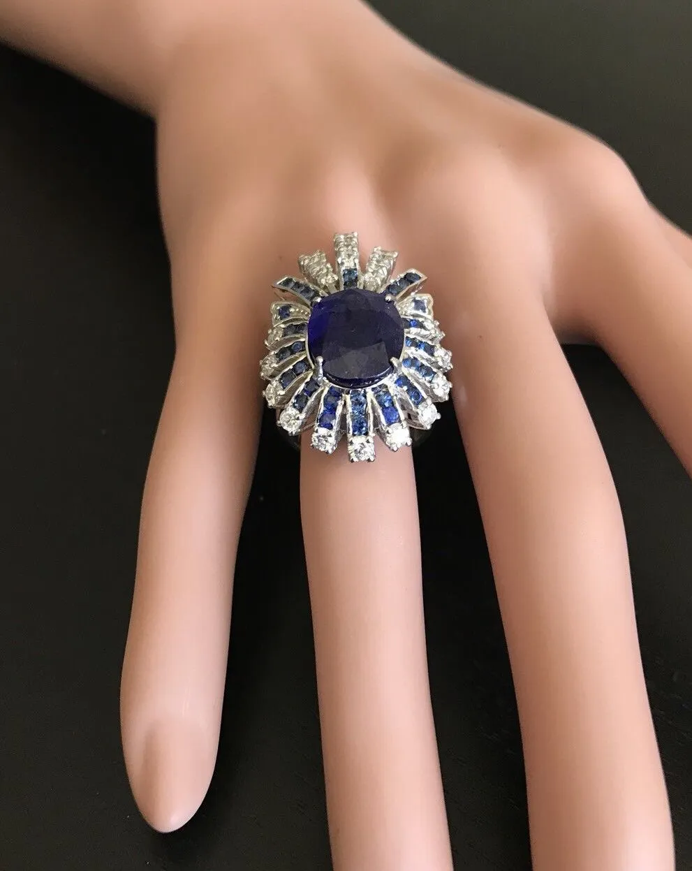 10.25 Carats Exquisite Natural Blue Sapphire and Diamond 14K Solid White Gold Ring