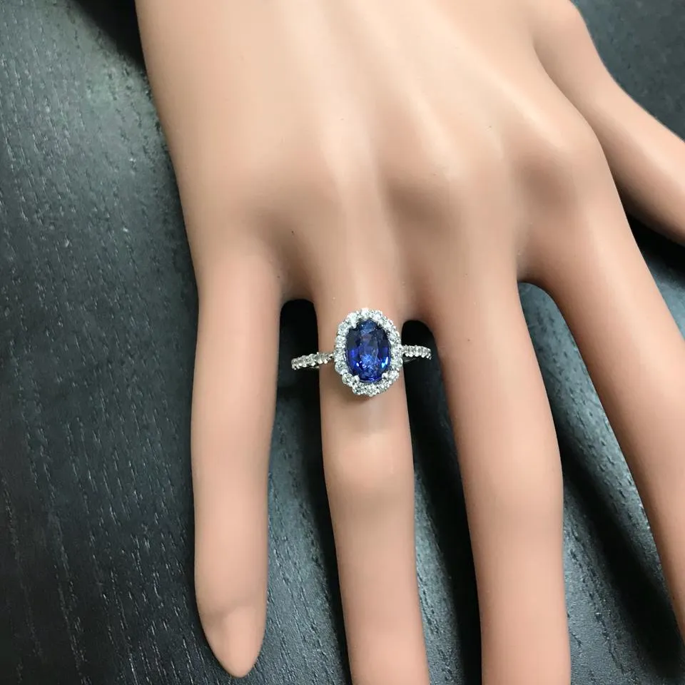 2.90 Carats Exquisite Natural Blue Sapphire and Diamond 14K Solid White Gold Ring