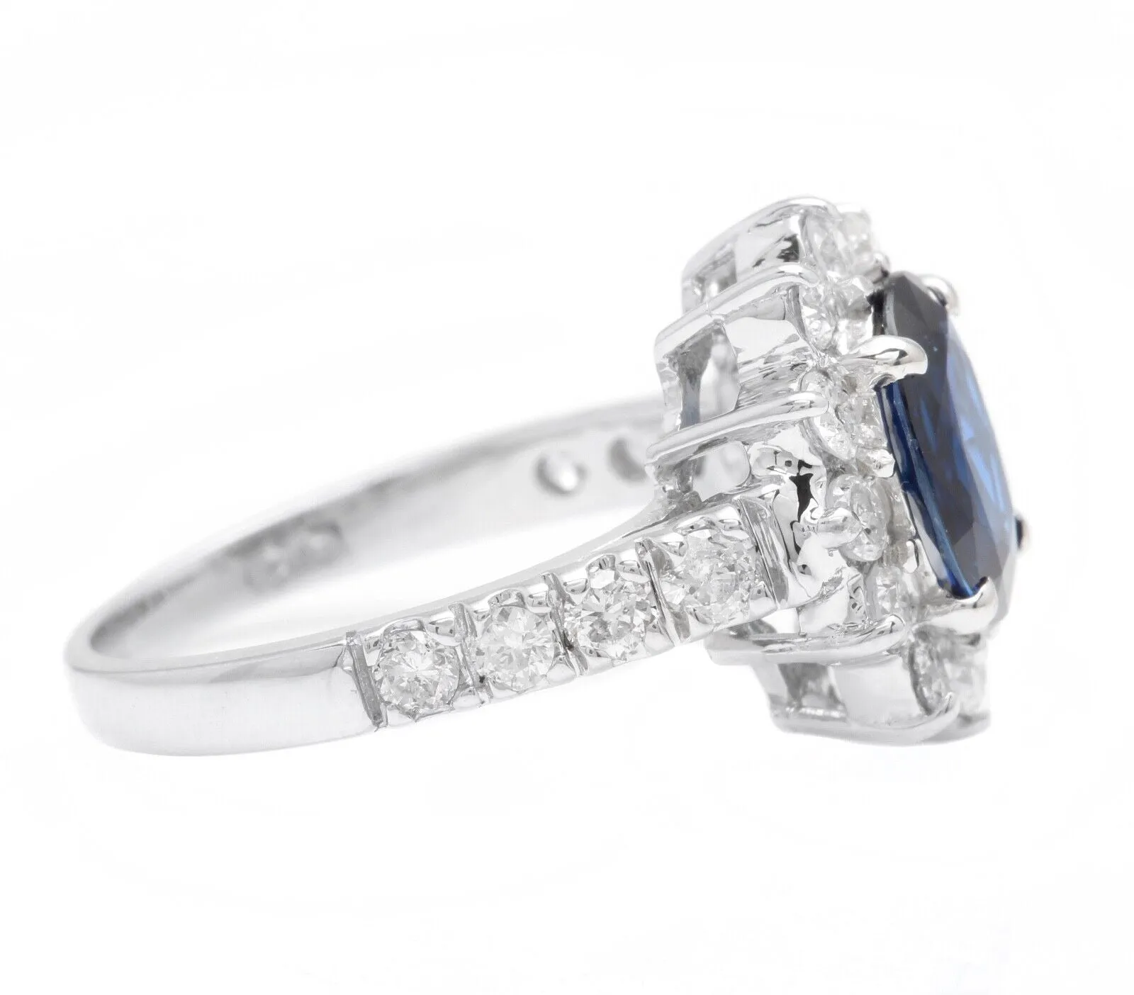 3.00 Carats Exquisite Natural Blue Sapphire and Diamond 14K Solid White Gold Ring