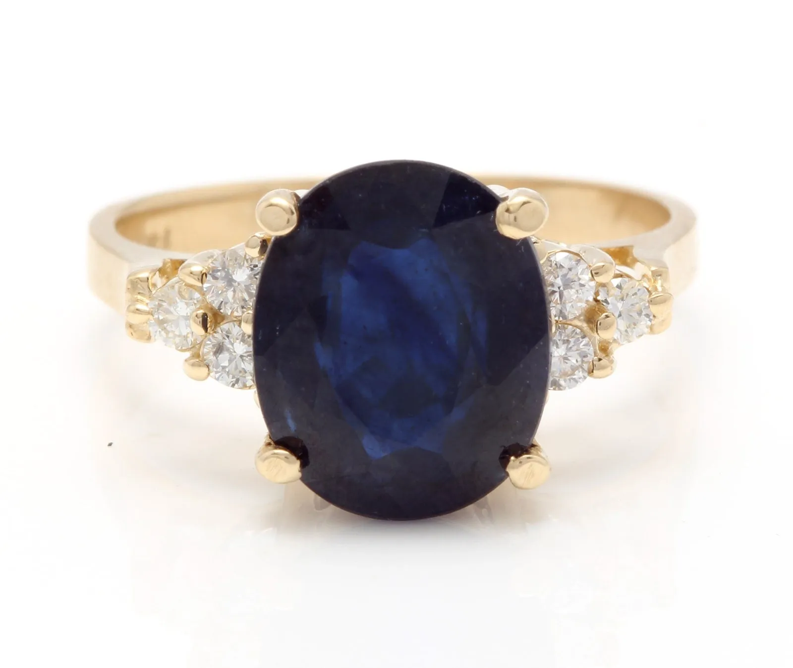 4.45 Ct Exquisite Natural Blue Sapphire and Diamond 14K Solid Yellow Gold Ring