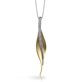 Fallen Leaves Pendant Necklace in 18k Gold with Diamonds