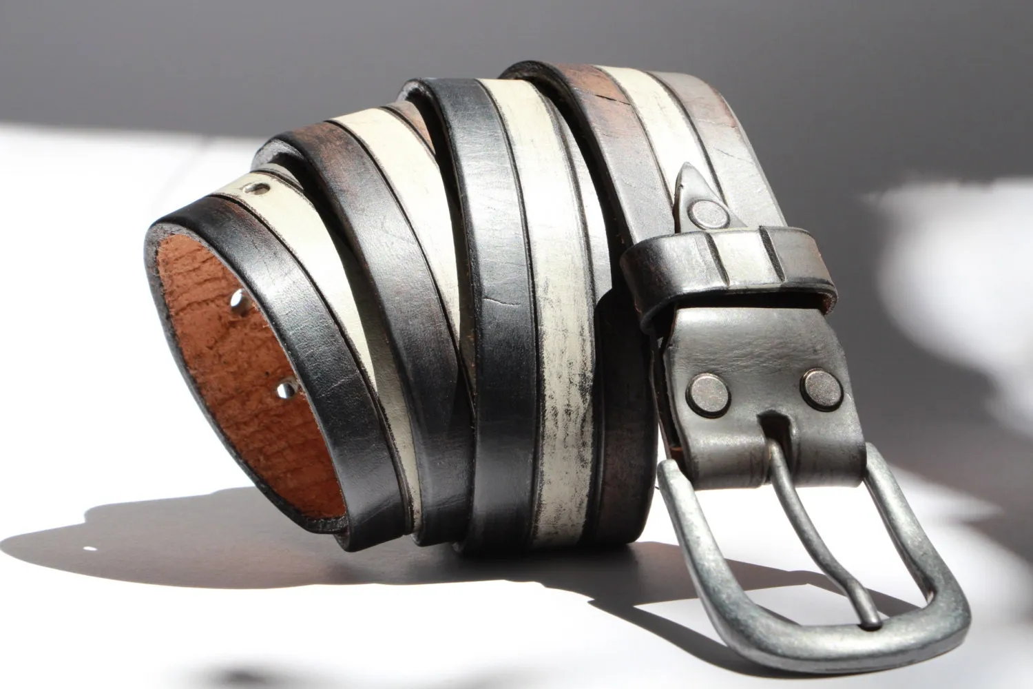 Handmade Leather Belt - Classic Black Grey White Stripes - Unisex Buckle - Unique Leather Product - Fashionable Accessory for Men and Women